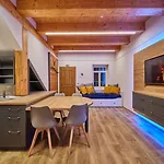 Urlas Apartments, Shortcut To Snezka, Dog Friendly Apartamento