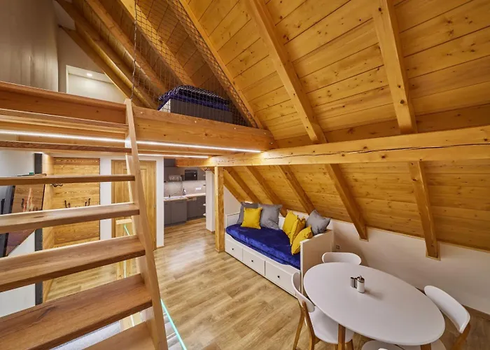 Urlas Apartments, dog friendly, shortcut to Sněžka Mountain *