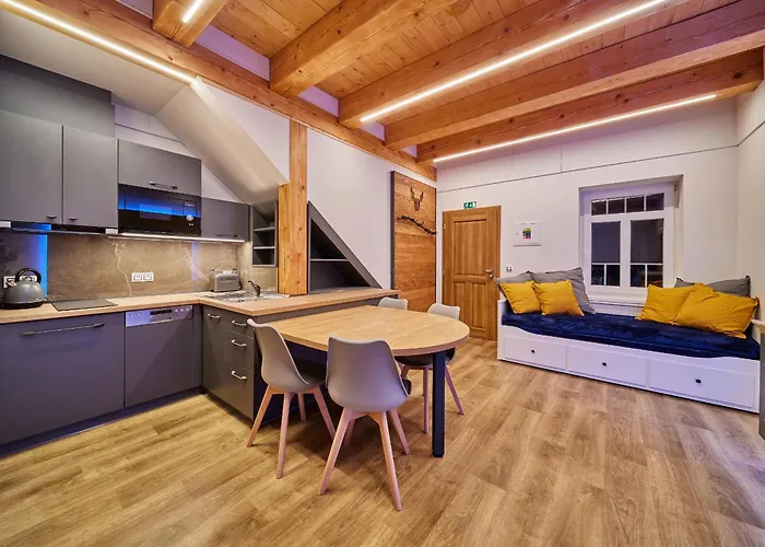شقة Urlas Apartments, 80m From Slope, Dog Friendly